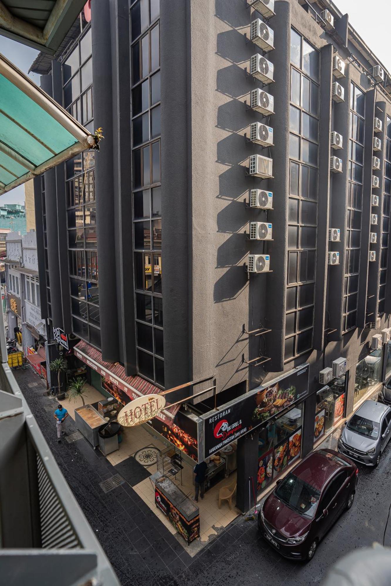 Hotel 28 Rapid Kuala Lumpur Exterior photo